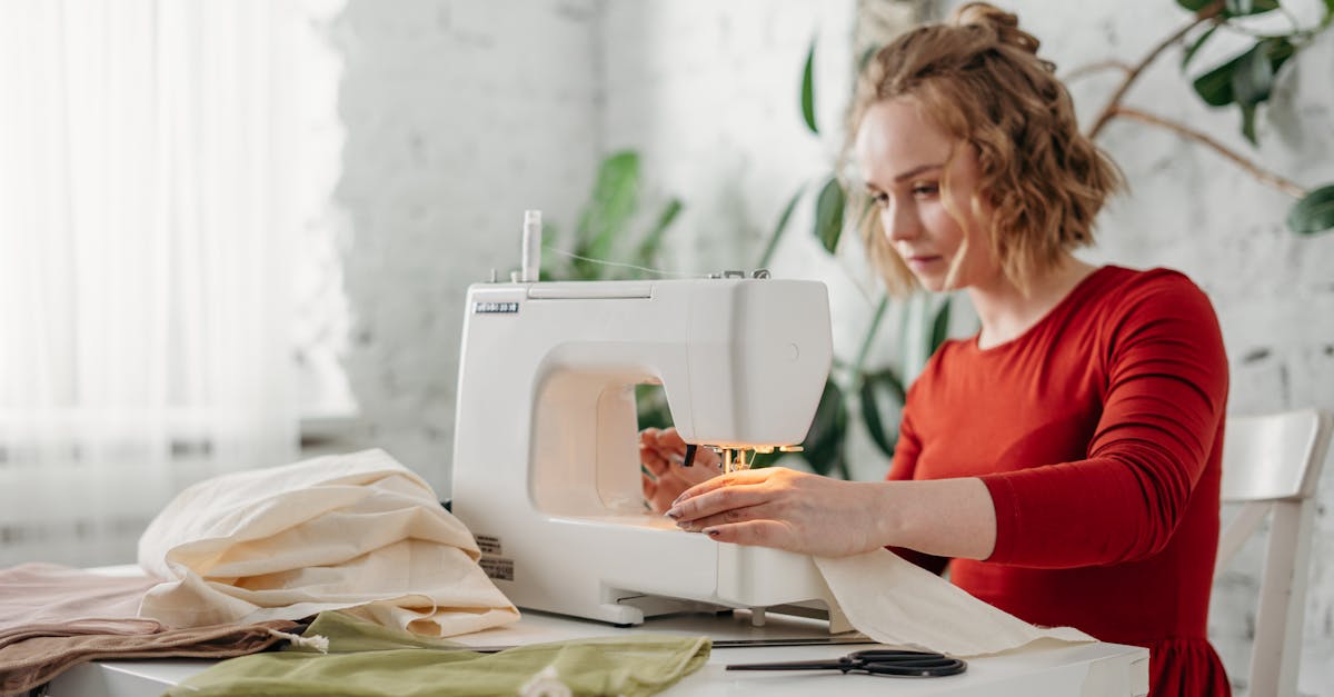 découvrez des idées, tutoriels et astuces diy pour réaliser facilement vos propres créations à la maison. inspirez-vous de projets manuels pour personnaliser votre intérieur ou offrir des cadeaux faits main !