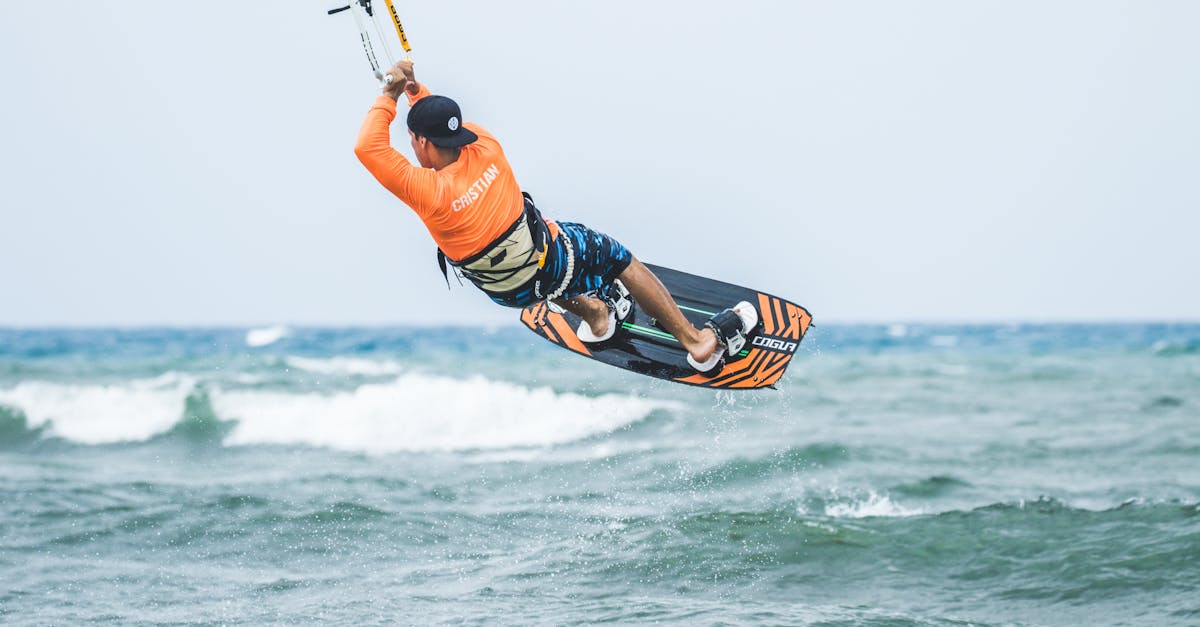 découvrez le kitesurf, un sport nautique sensationnel combinant adrénaline, liberté et aventure. parfait pour tous les niveaux, apprenez les bases, trouvez le meilleur matériel et explorez les plus beaux spots de kitesurf !
